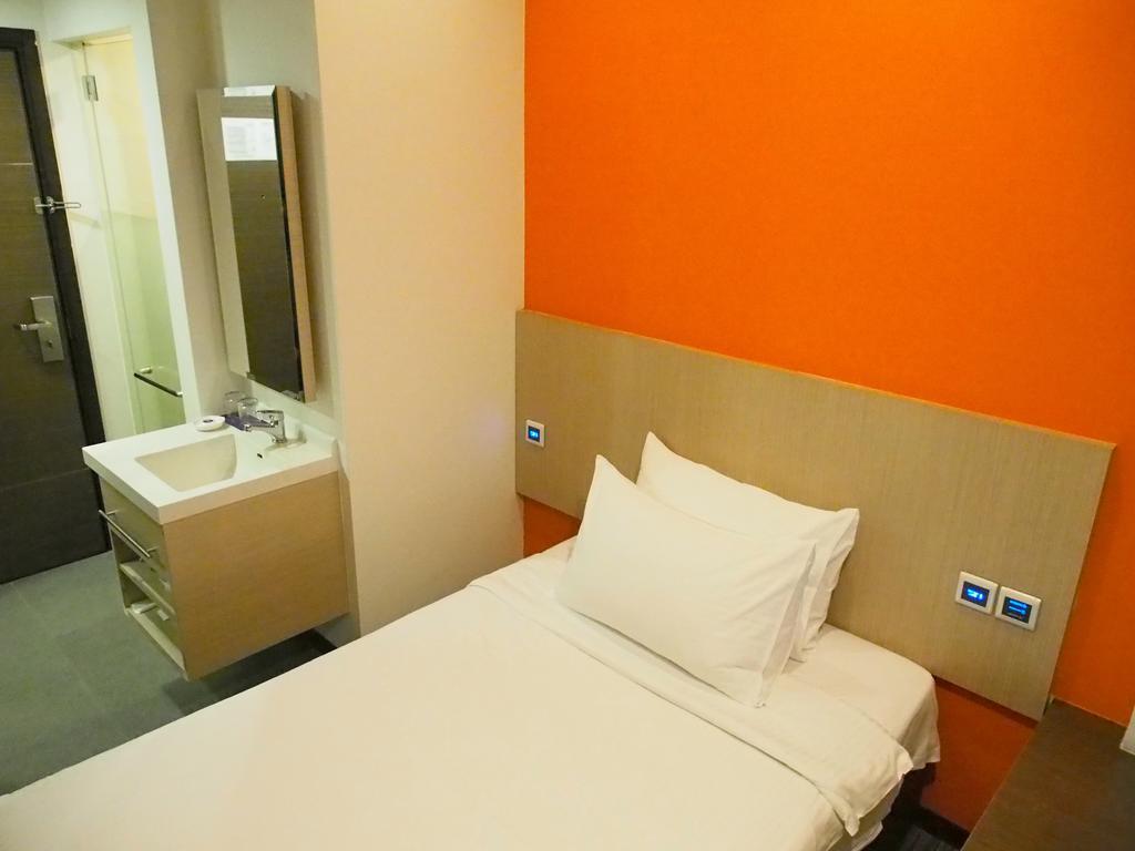 Aqueen Hotel Balestier Singapour Extérieur photo