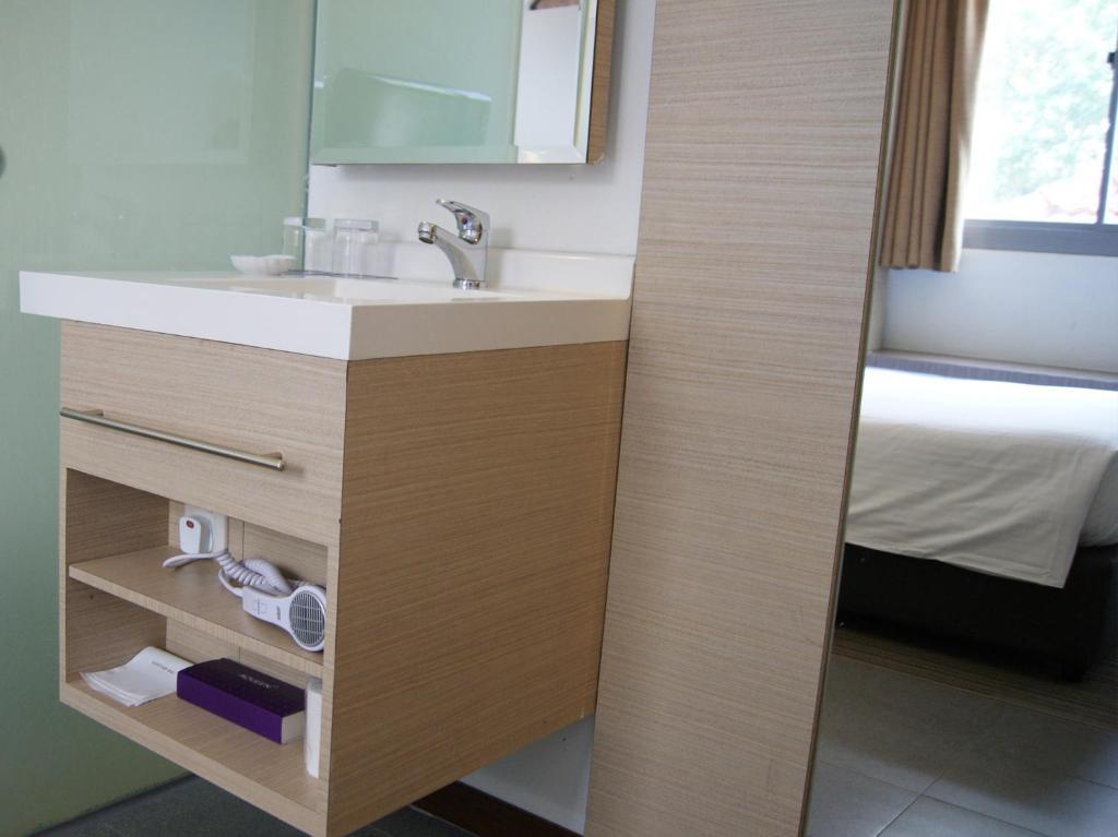Aqueen Hotel Balestier Singapour Extérieur photo
